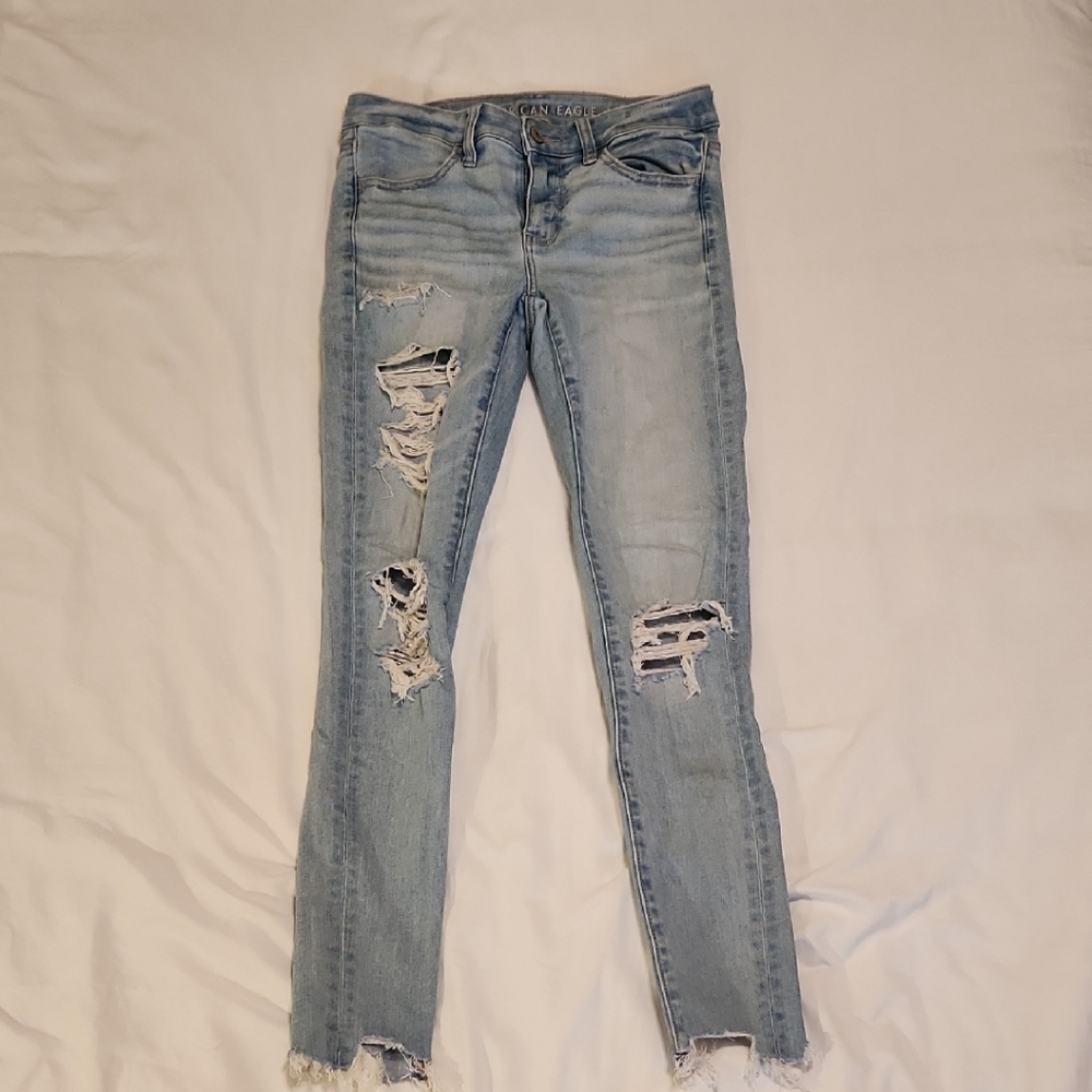 American Eagle Outfitters Light Blue Distressed Skinny Jeans